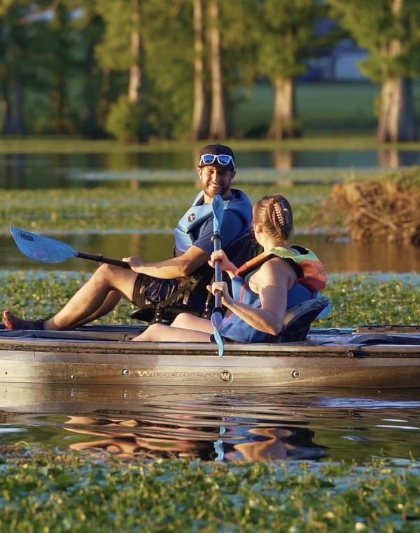 kayaking couple