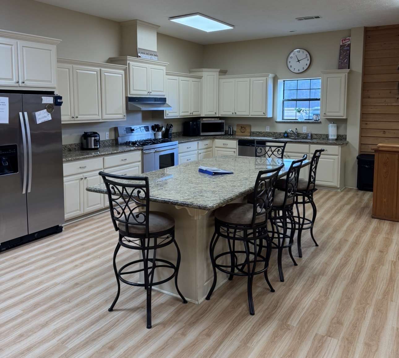 barndo kitchen
